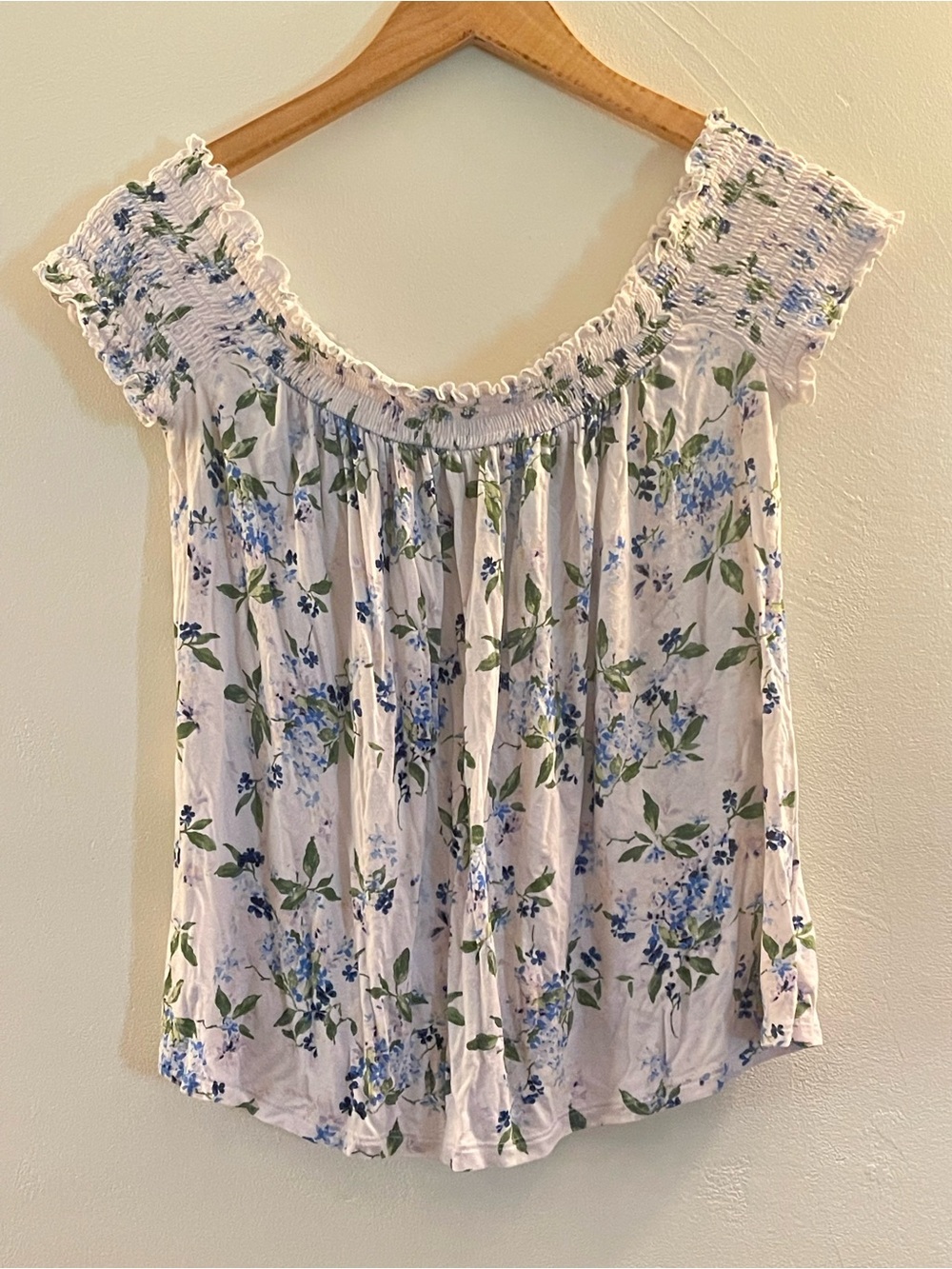 American Eagle Floral Off-Shoulder Women’s Top